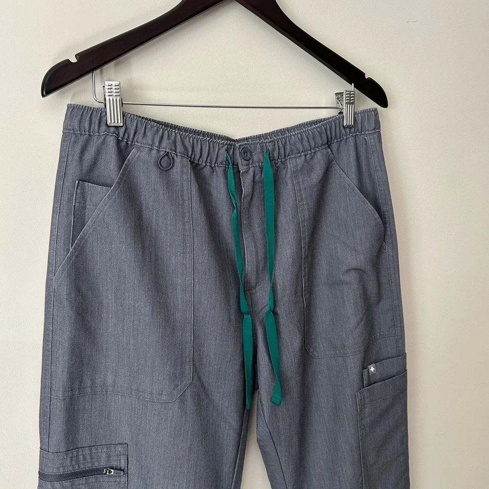 Figs Cairo Cargo Scrub Pants in Graphite Size Large
